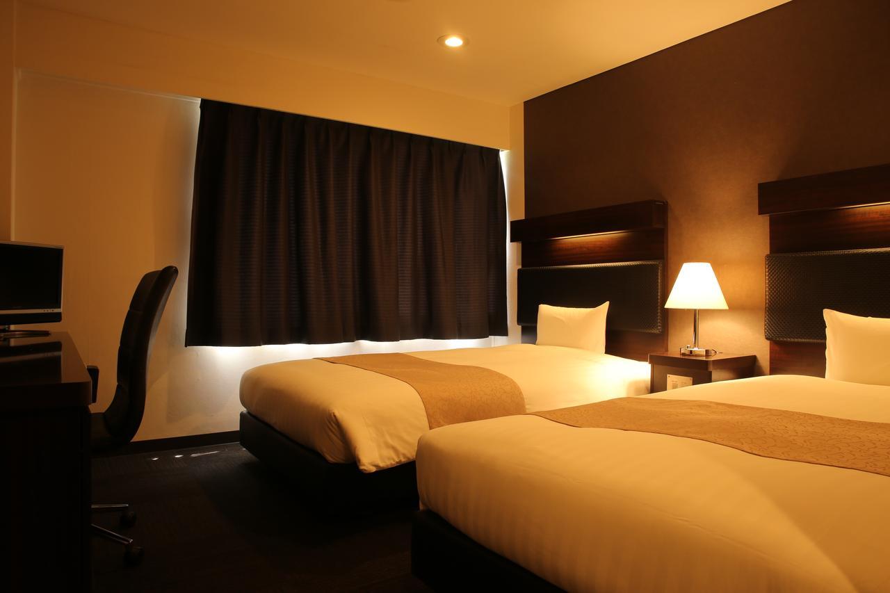 Hotel Sunline Fukuoka Hakata Ekimae Екстер'єр фото