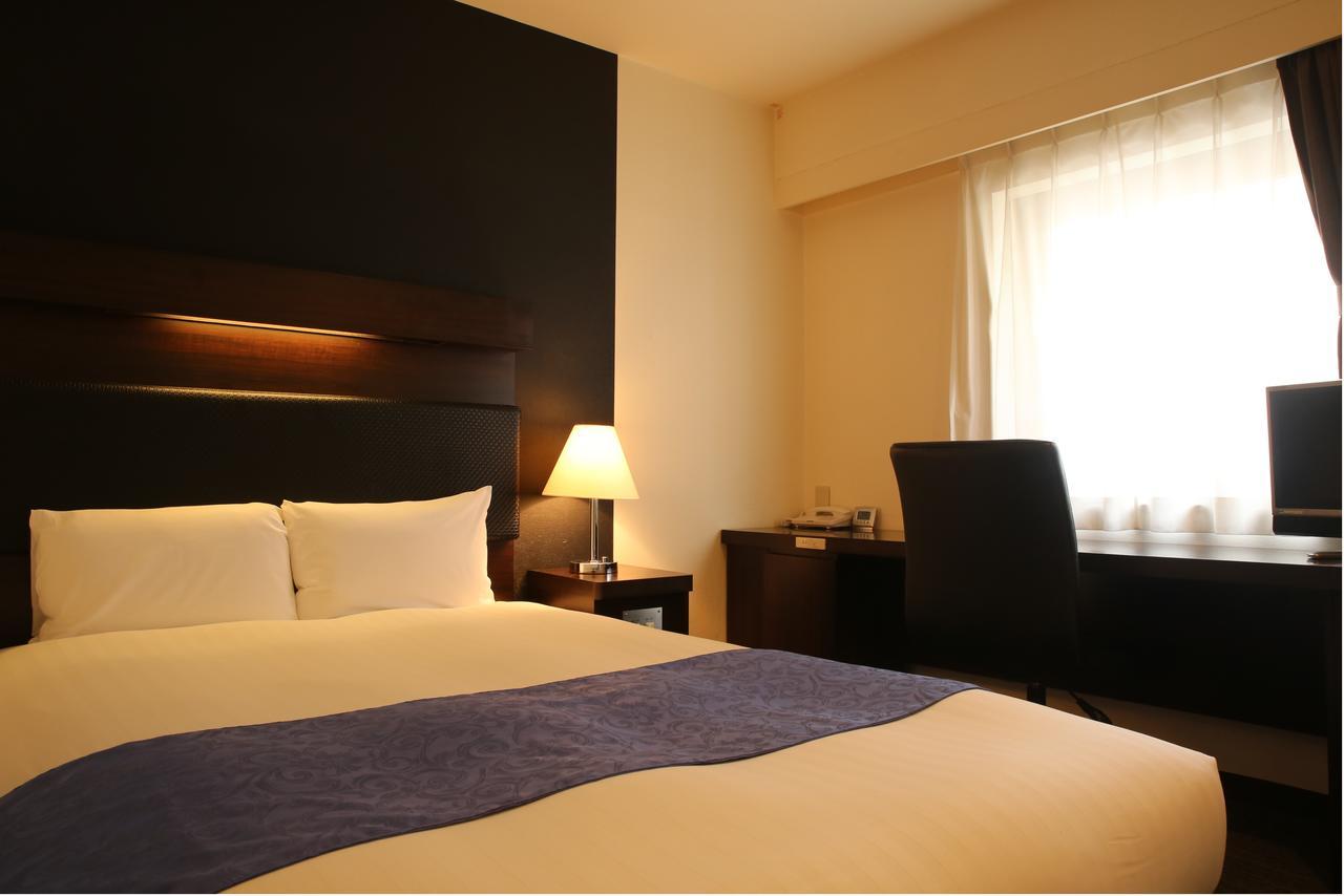 Hotel Sunline Fukuoka Hakata Ekimae Екстер'єр фото