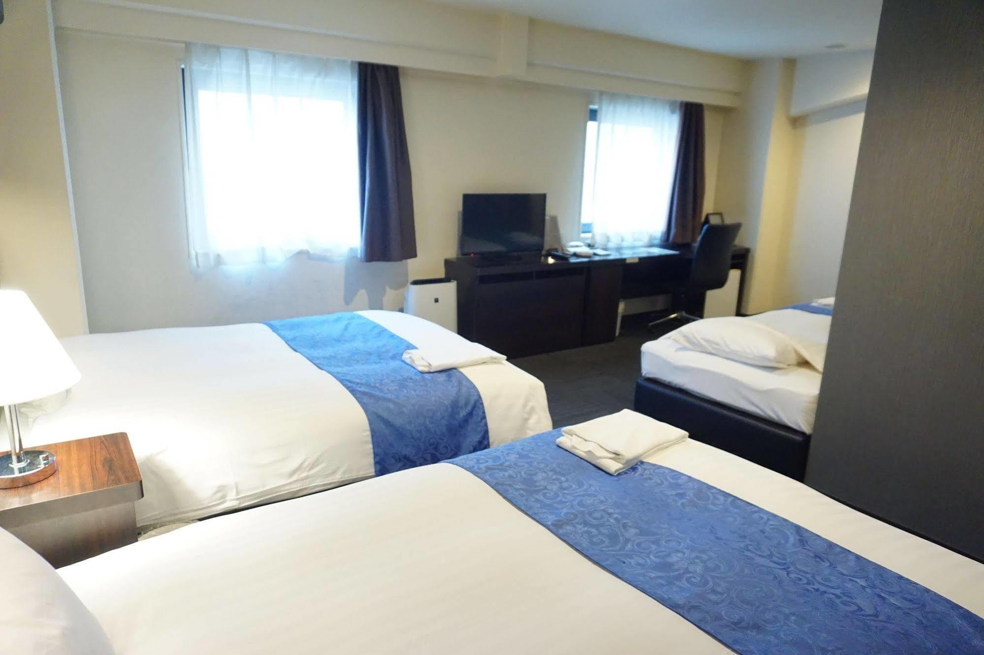 Hotel Sunline Fukuoka Hakata Ekimae Екстер'єр фото