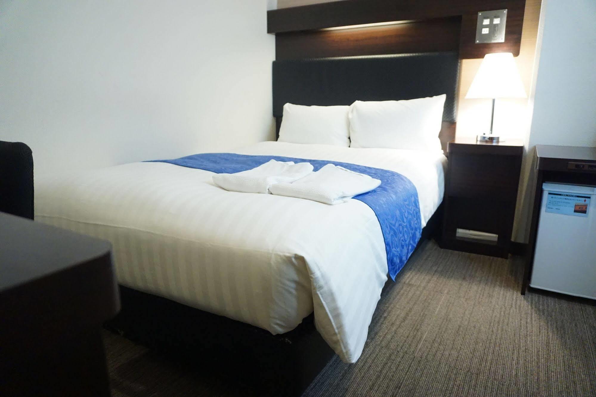 Hotel Sunline Fukuoka Hakata Ekimae Екстер'єр фото