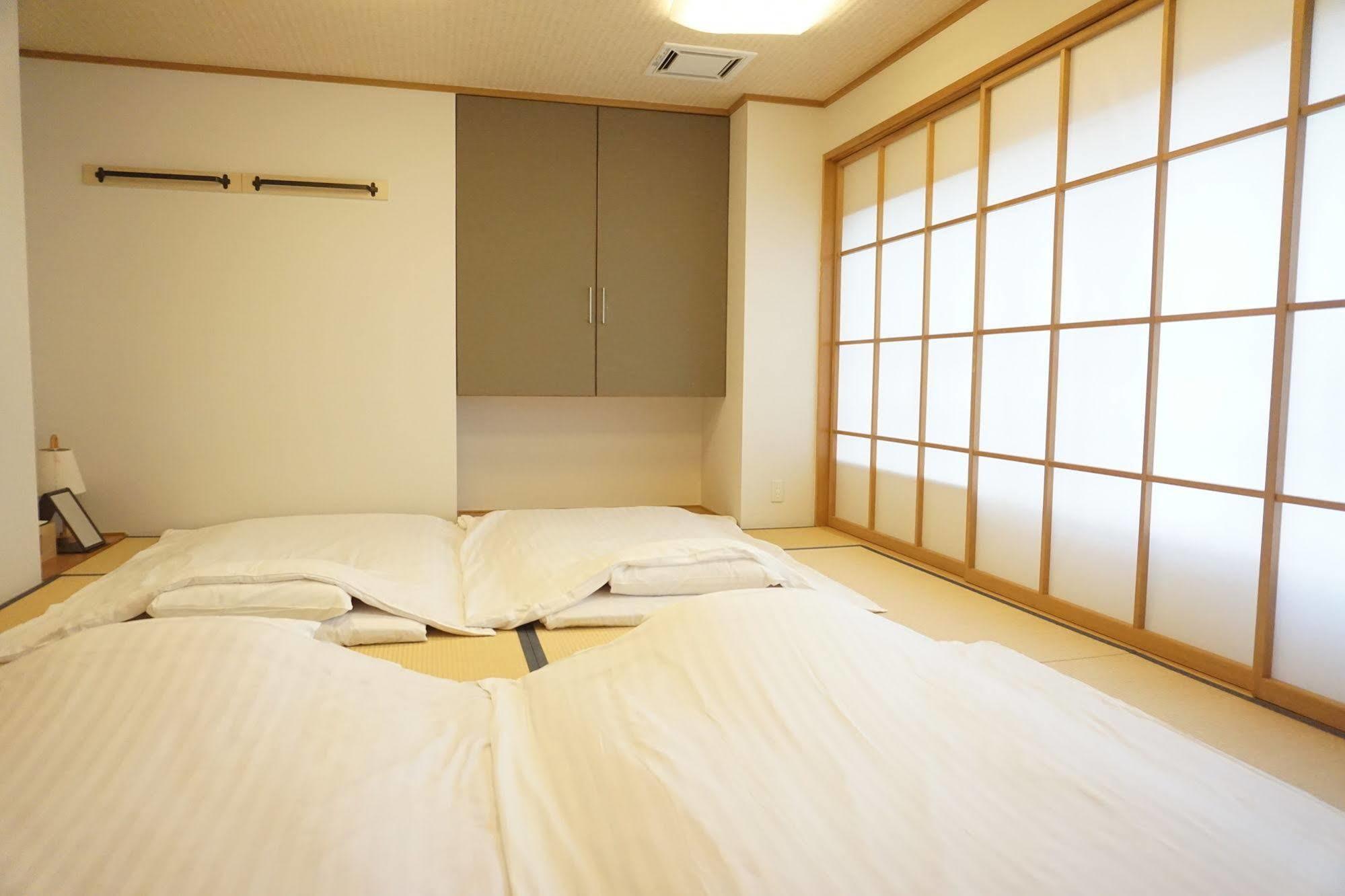 Hotel Sunline Fukuoka Hakata Ekimae Екстер'єр фото