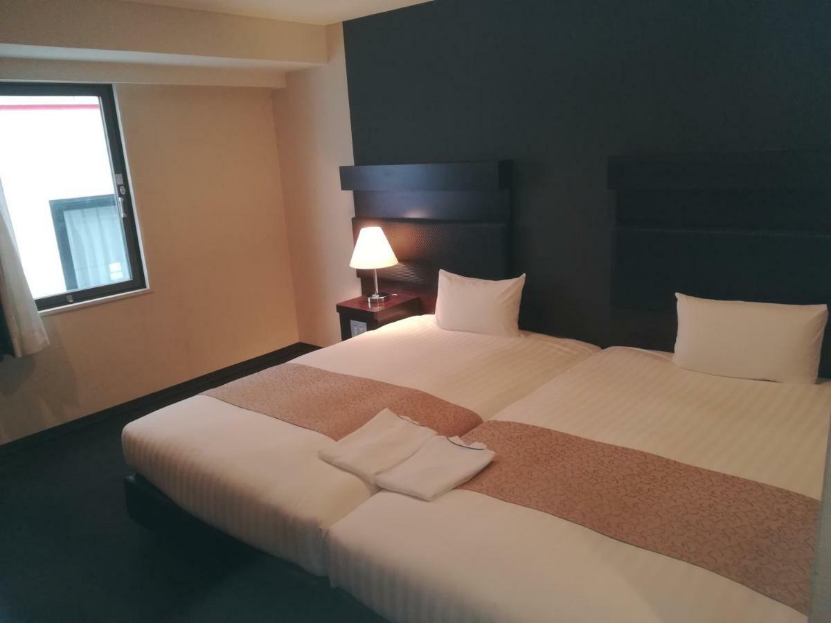 Hotel Sunline Fukuoka Hakata Ekimae Екстер'єр фото