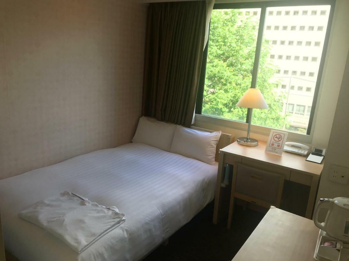Hotel Sunline Fukuoka Hakata Ekimae Екстер'єр фото